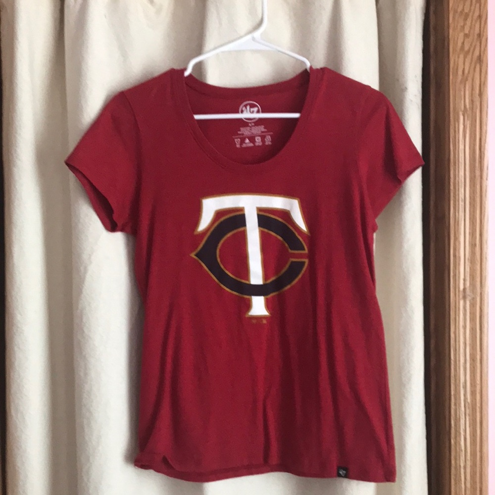 Red Twins baseball t-shirt with a round neckline